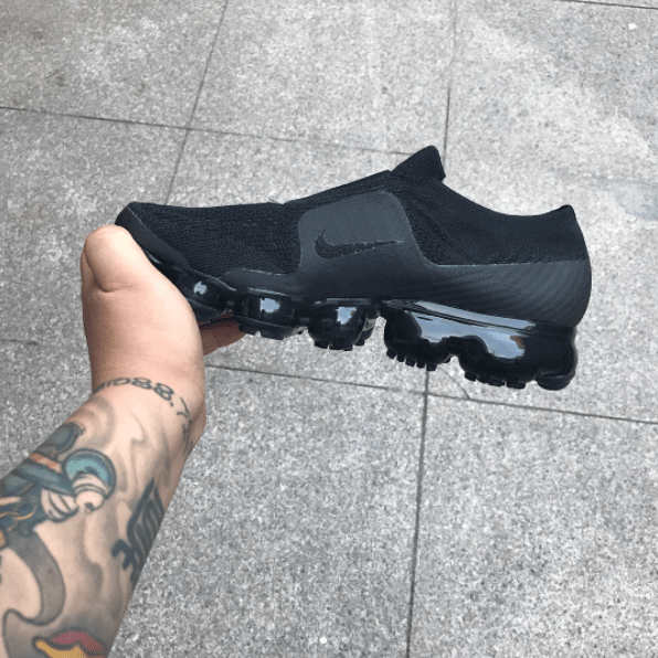 CDG x Nike Air VaporMax Strap 