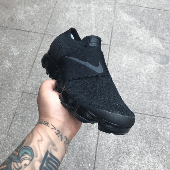 CDG x Nike Air VaporMax Strap 