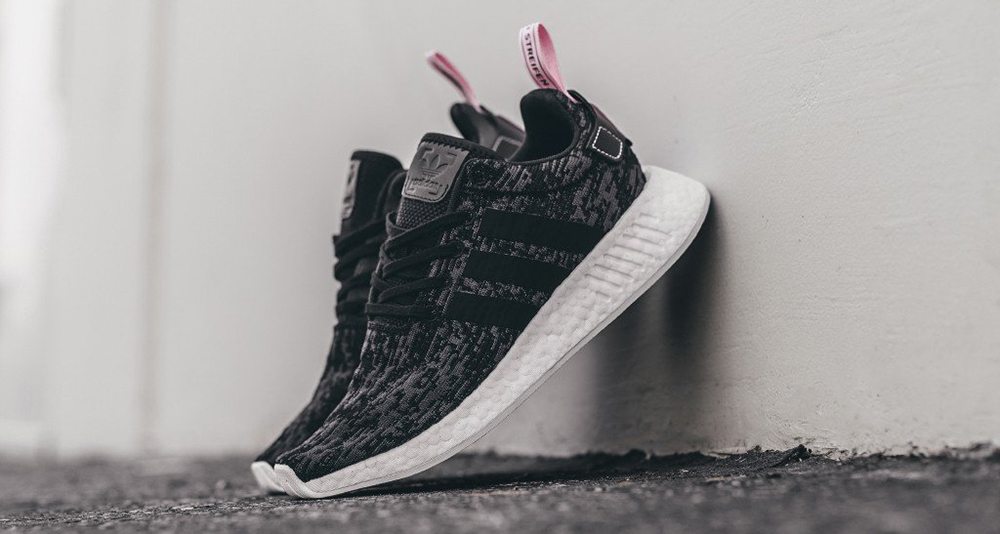 adidas NMD R2 Core Black/Pink