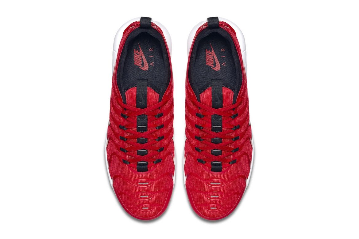 Nike Air Max Plus Ultra "University Red"