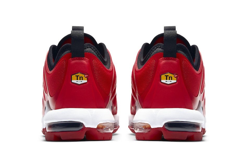 Nike Air Max Plus Ultra "University Red"