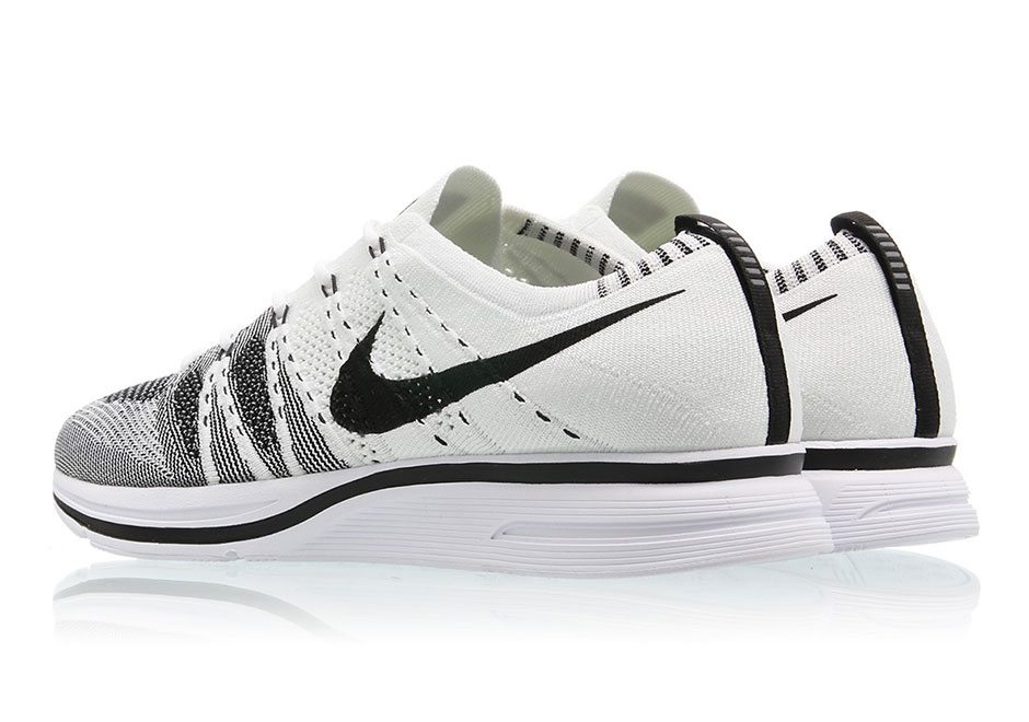 Nike Flyknit Trainer White/Black