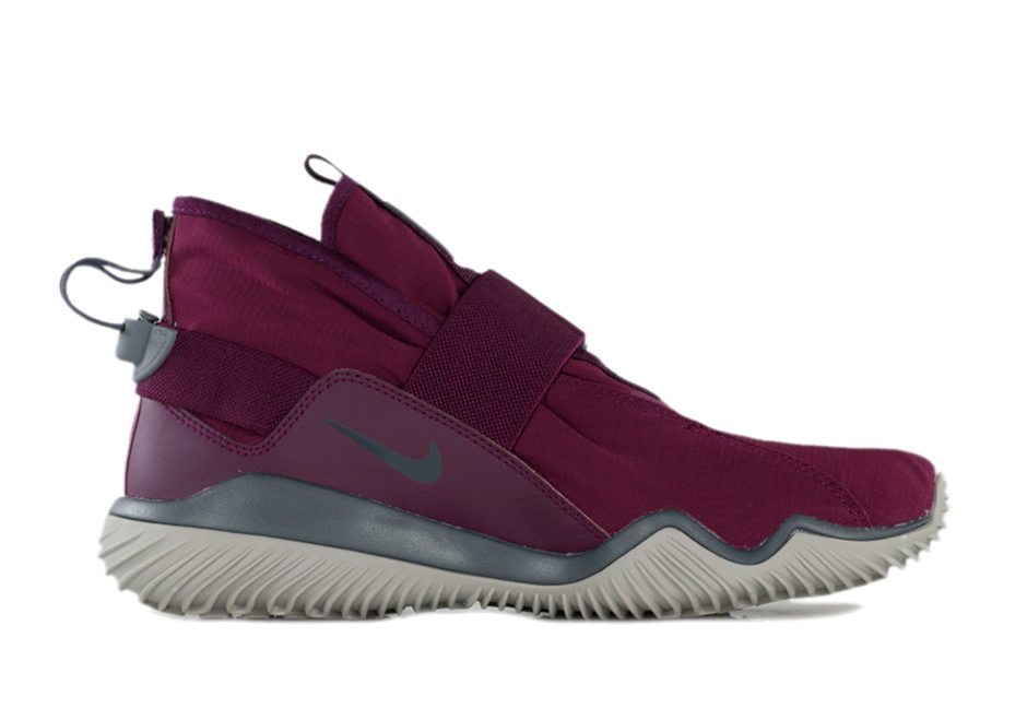 NikeLab 07 KMTR "Bordeaux"