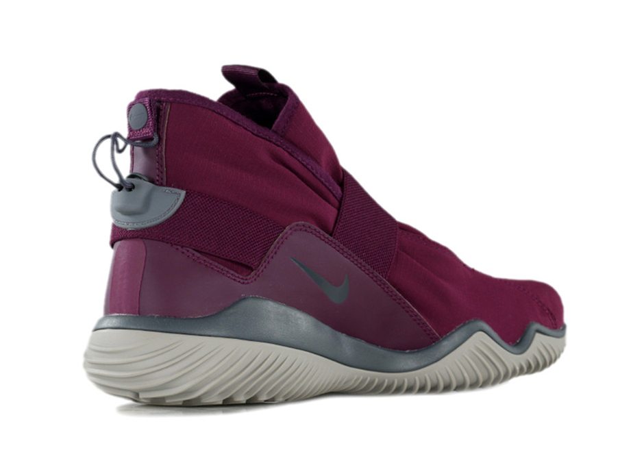 NikeLab 07 KMTR "Bordeaux"