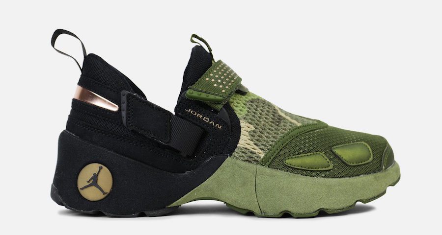 Jordan Trunner LX "Camo"