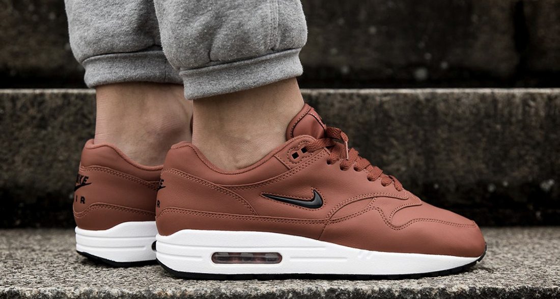 Nike Air Max 1 Jewel "Dusty Peach"