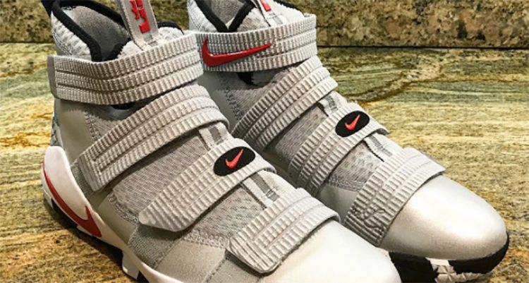 Nike LeBron Soldier 11 "Silver Bullet"