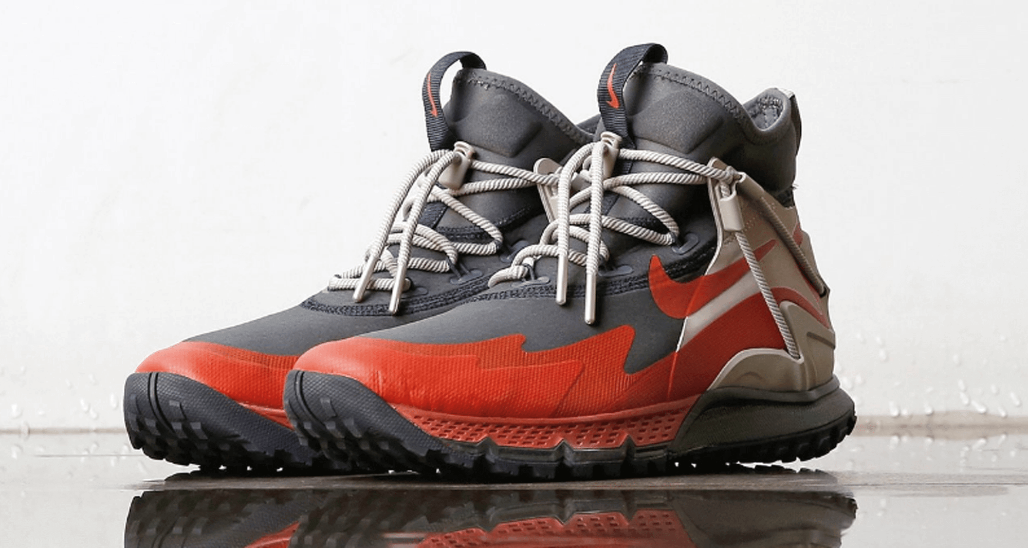 Nike Terra Sertig Boot "Dragon Red"