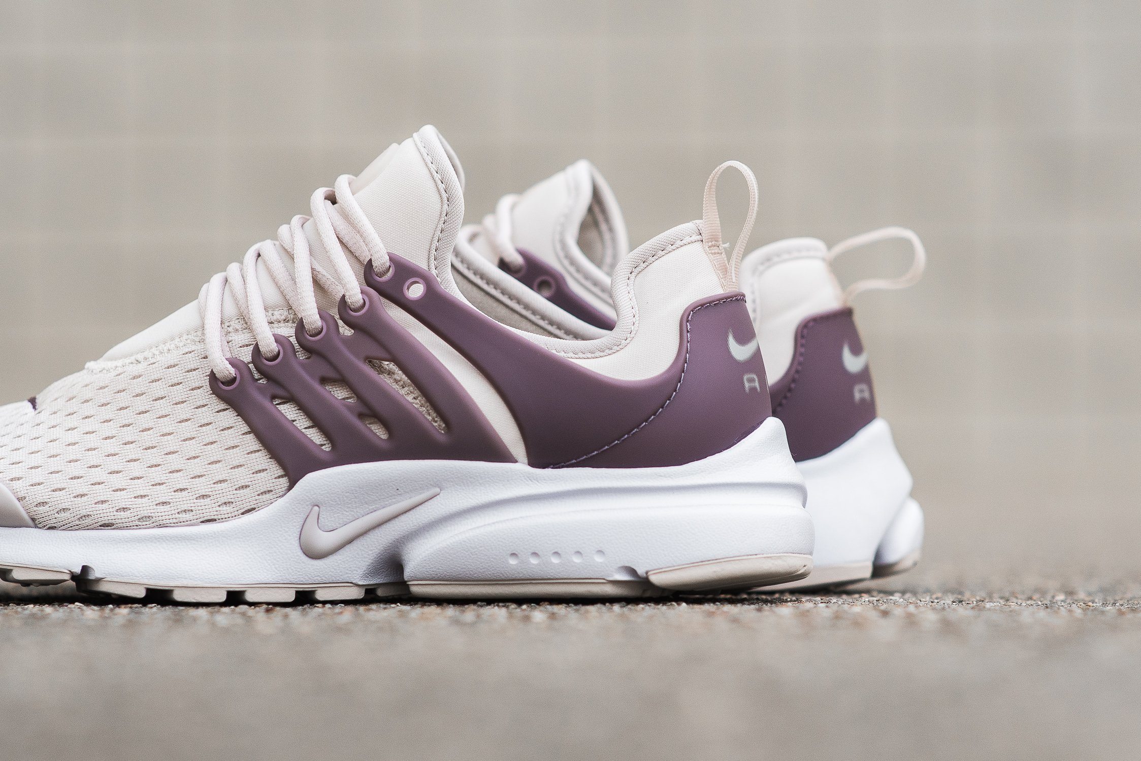 Nike Air Presto "Light Orewood Brown"