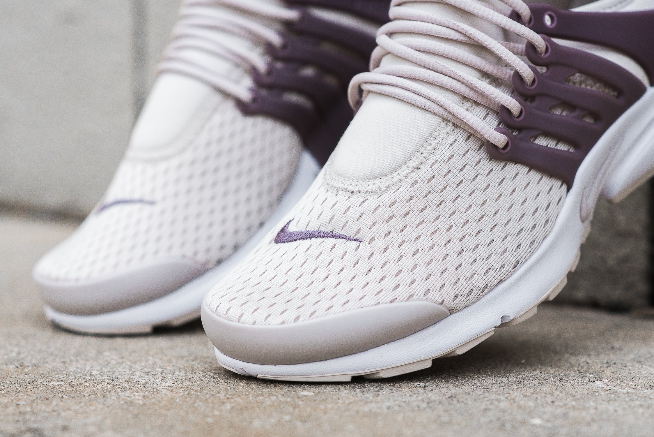 Nike Air Presto "Light Orewood Brown"