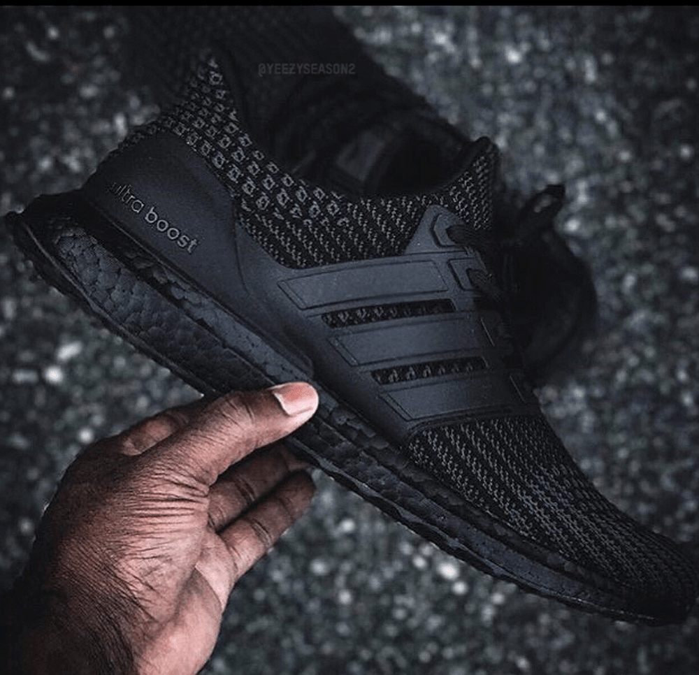 adidas Ultra Boost 4.0 "Triple Black"