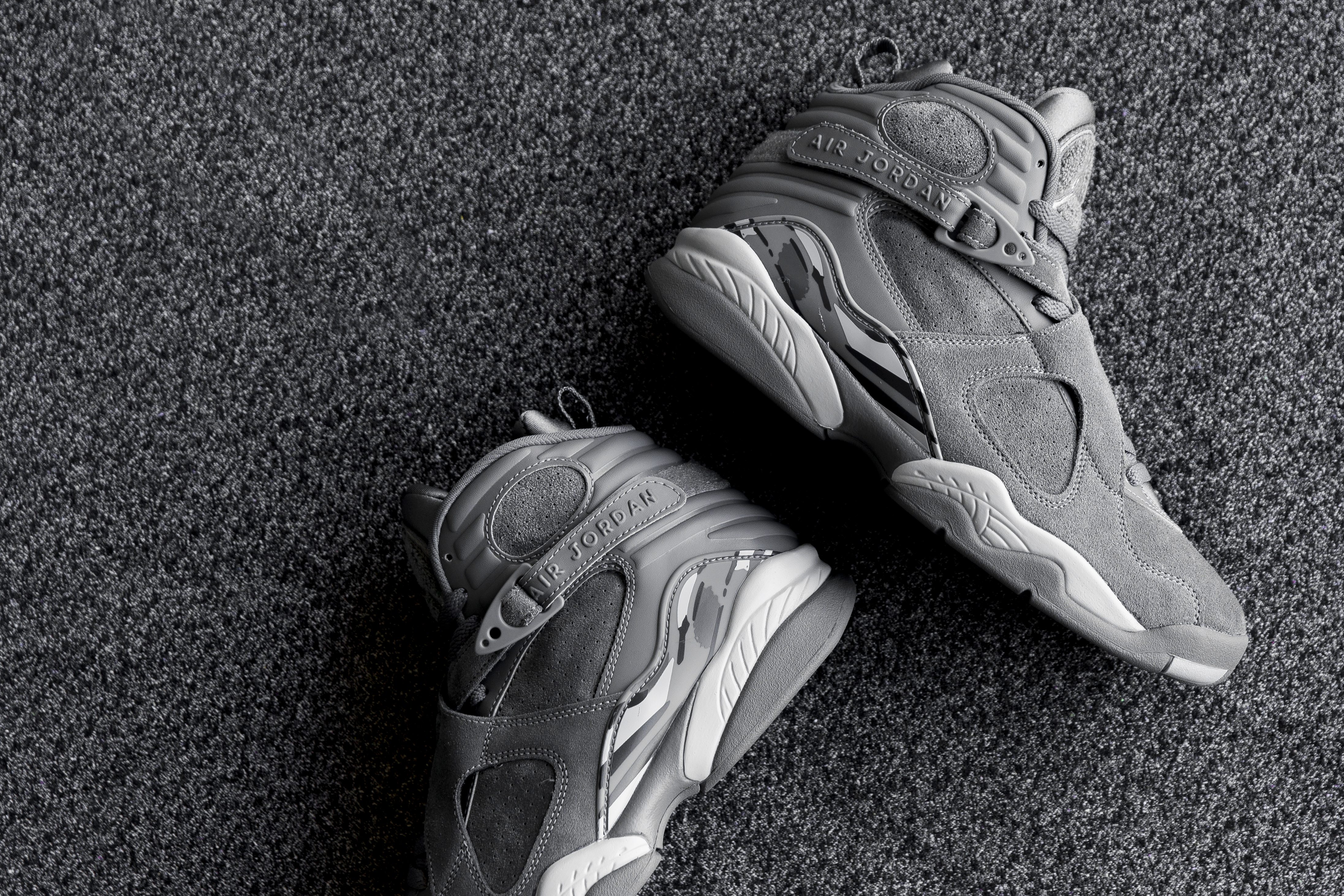 Air Jordan 8 "Cool Grey"