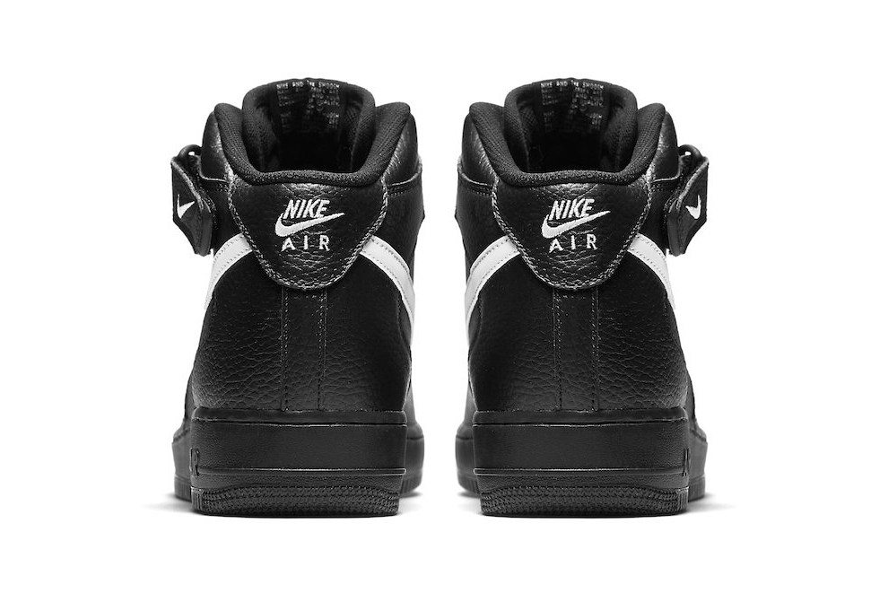 Nike Air Force 1 Mid Black/Sail