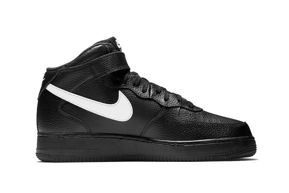 Nike Air Force 1 Mid Black/Sail