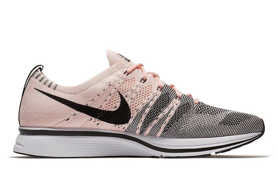 Nike Flyknit Trainer "Sunset Tint"