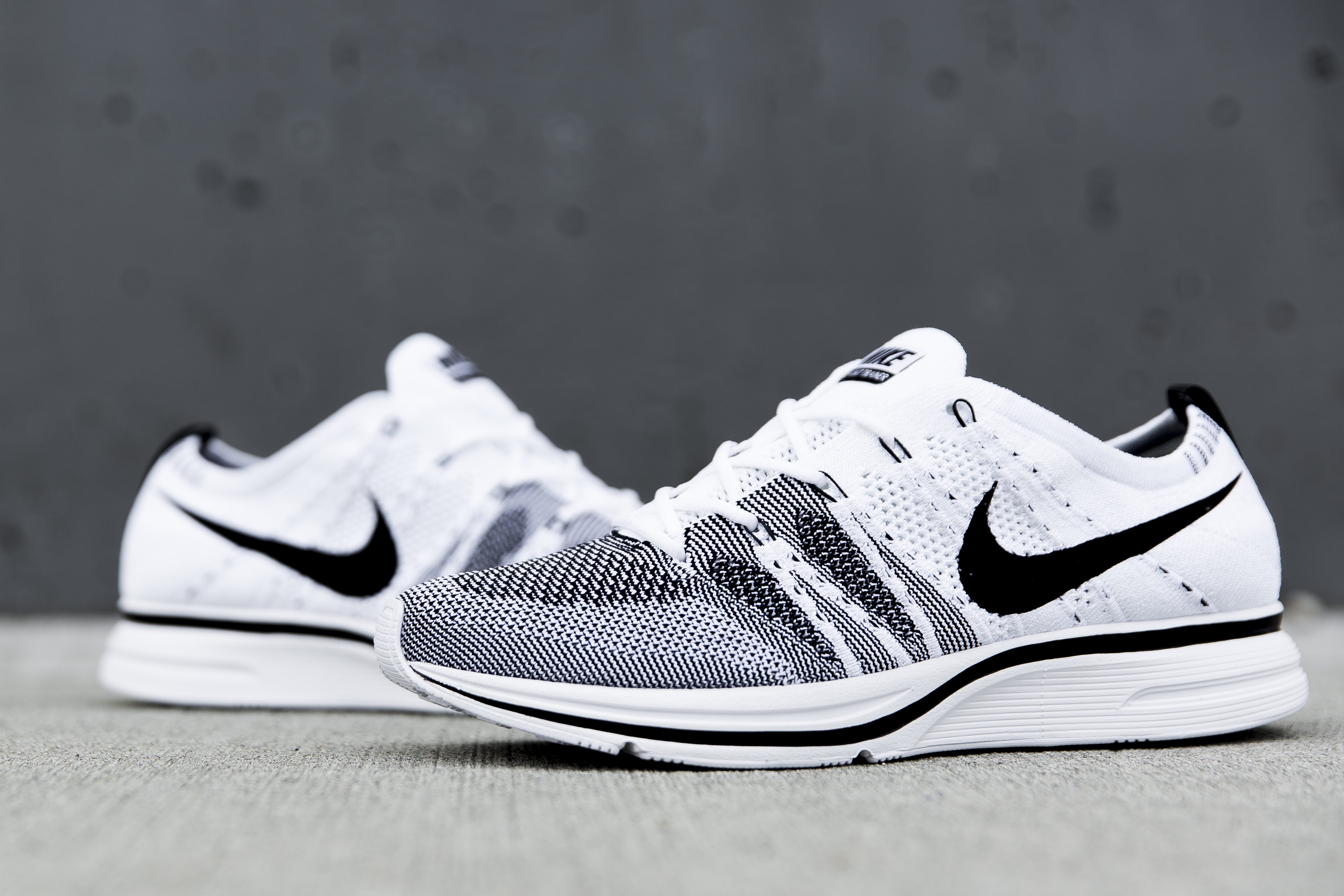 Nike Flyknit Trainer White/Black