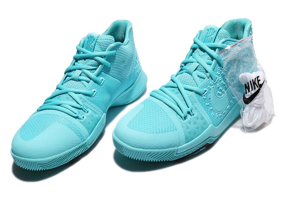 Nike Kyrie 3 "Tiffany"