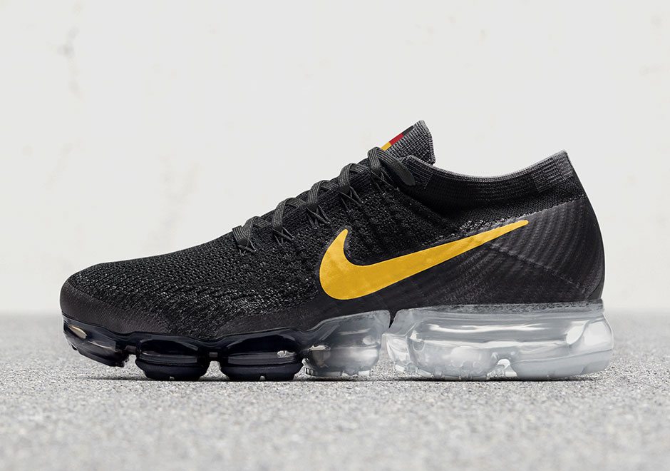 NIKEiD Air VaporMax "Country" Pack