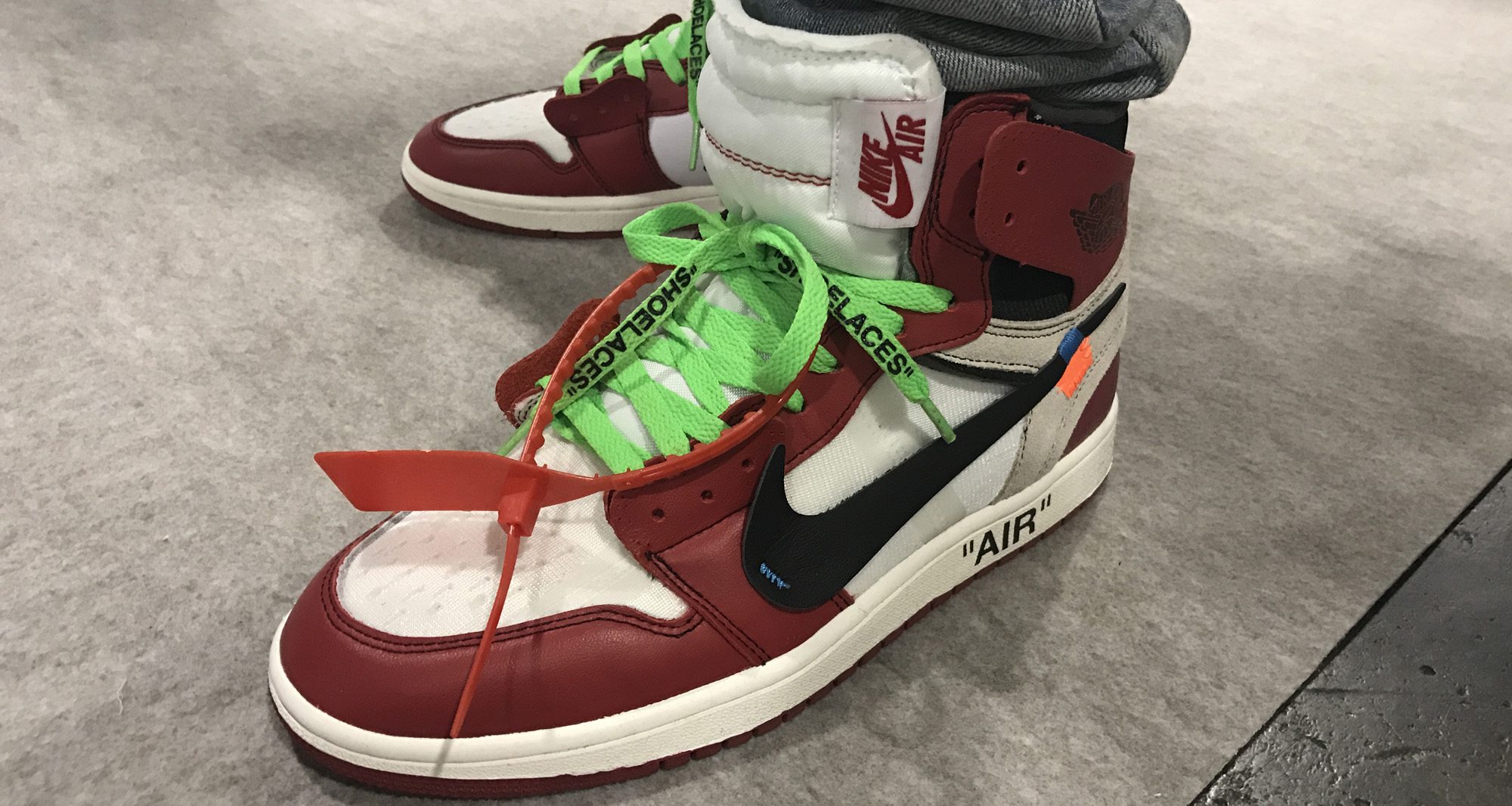 Off-White x Air Jordan 1