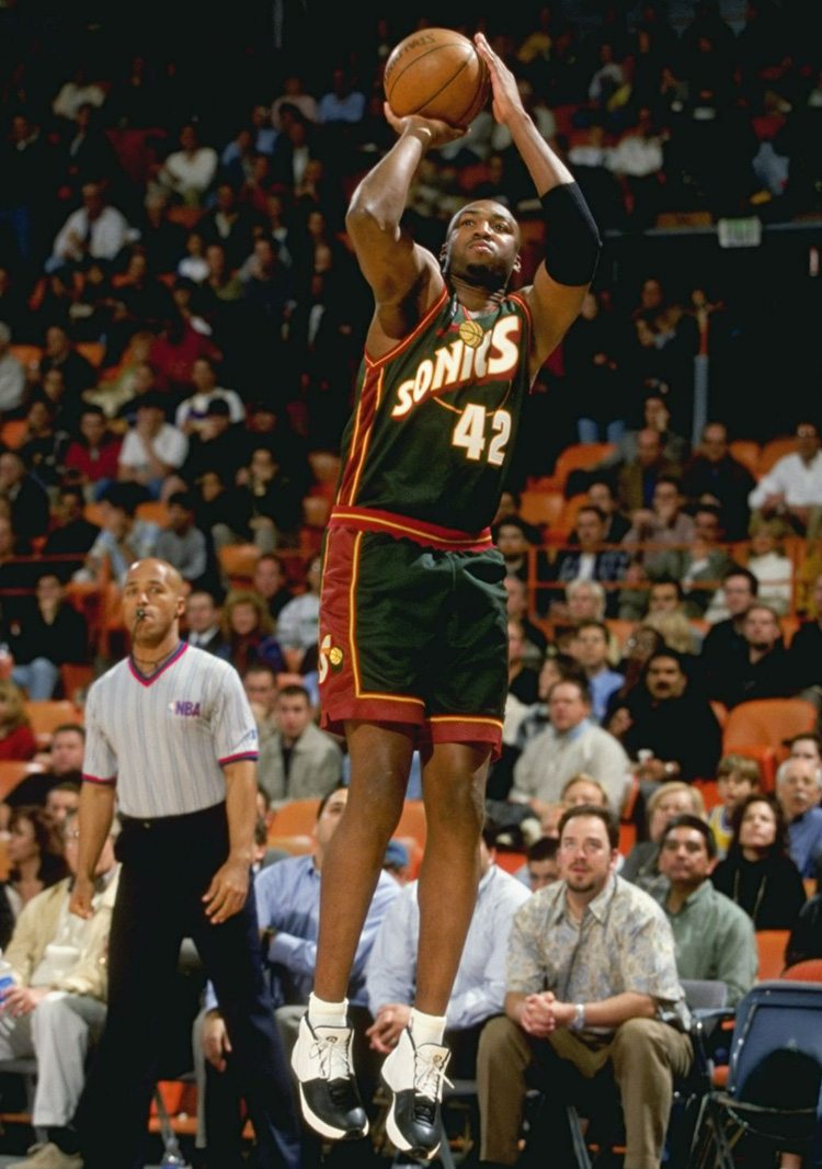 Vin Baker in the Jordan Vindicate