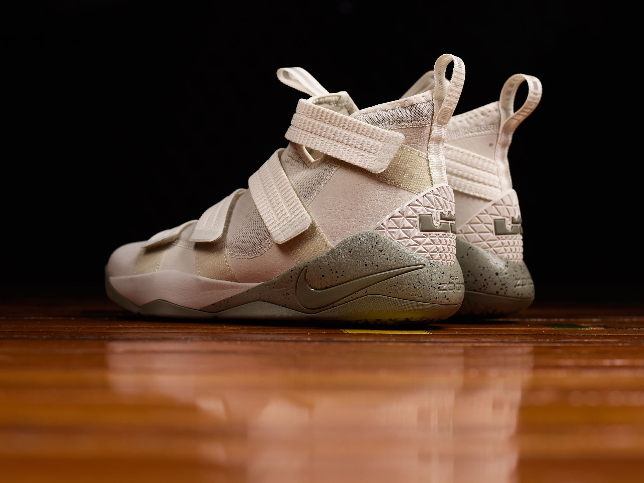 Nike LeBron Soldier 11 "Cream"