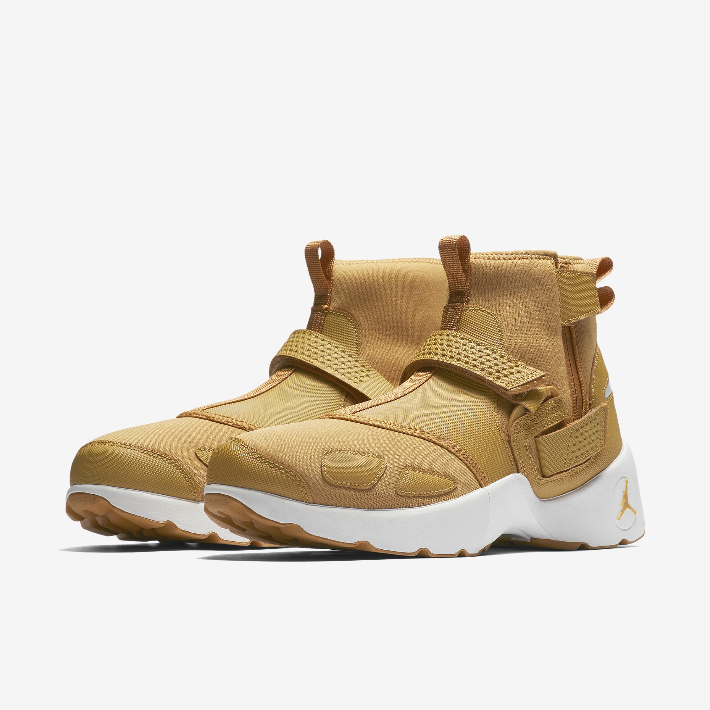 Jordan Trunner LX Mid "Golden Harvest"