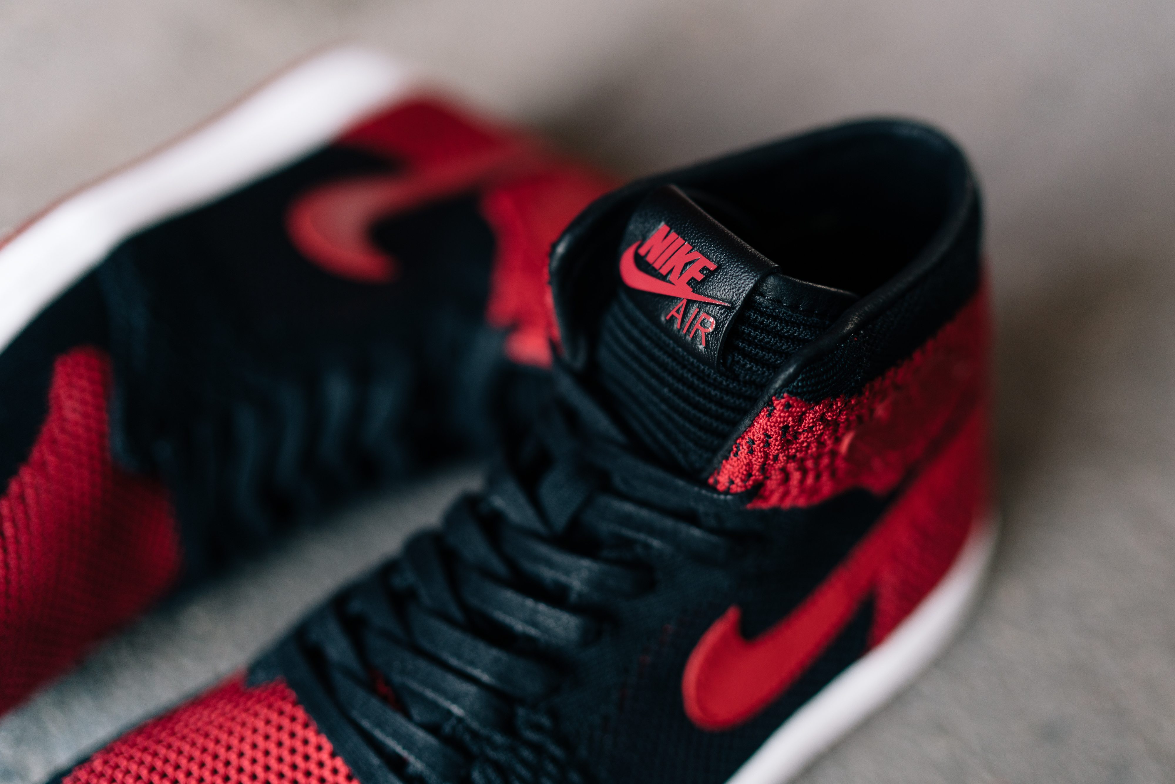 Air Jordan 1 Flyknit "Bred"