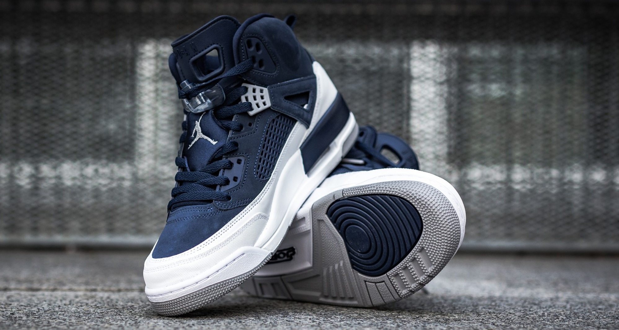 Jordan Spizike "Midnight Navy"