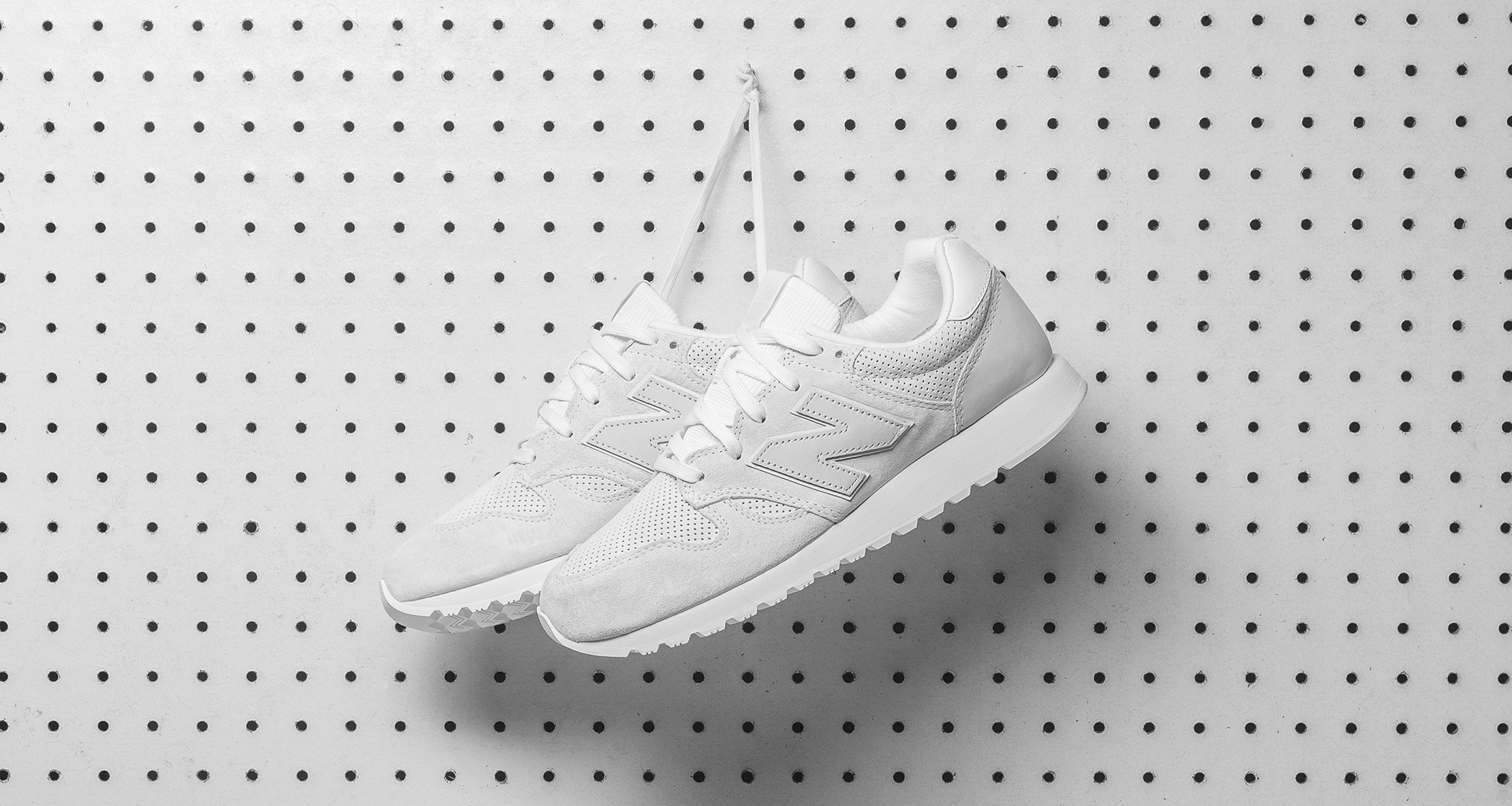 New Balance 520 White/White