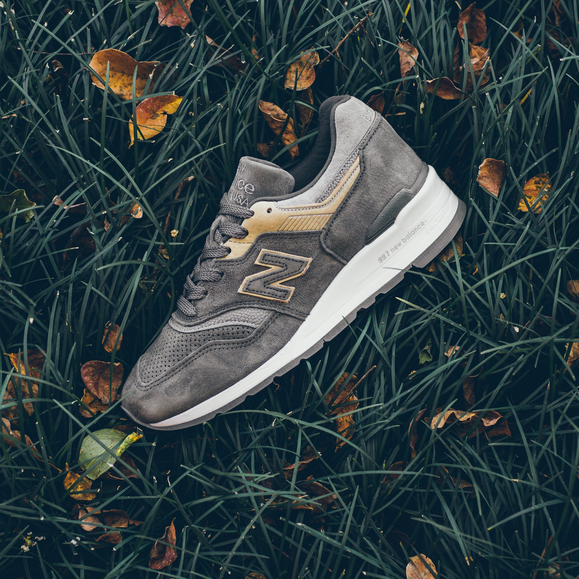 New Balance M997FGG