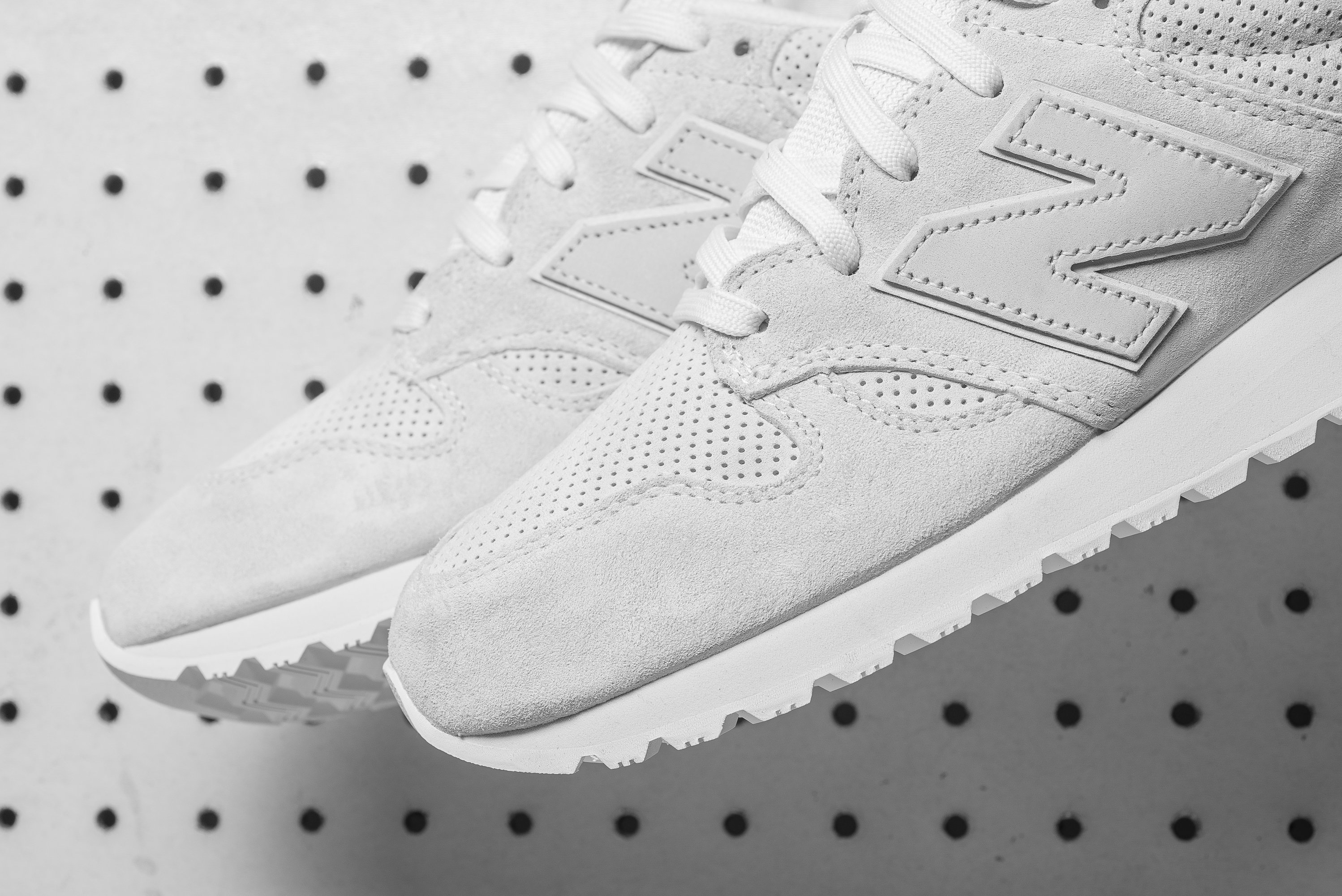 New Balance 520 White/White