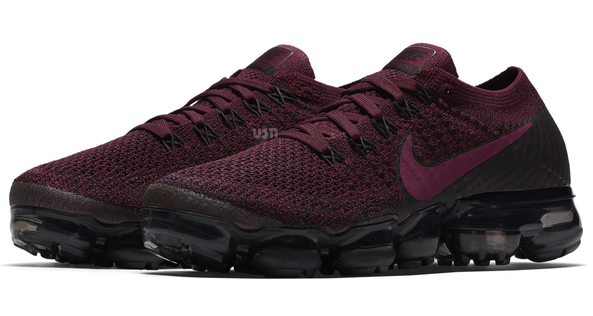 Nike Air VaporMax "Cranberry"