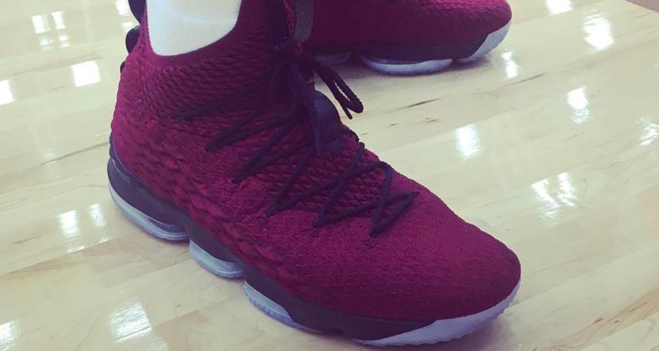 Nike LeBron 15 "Wine"