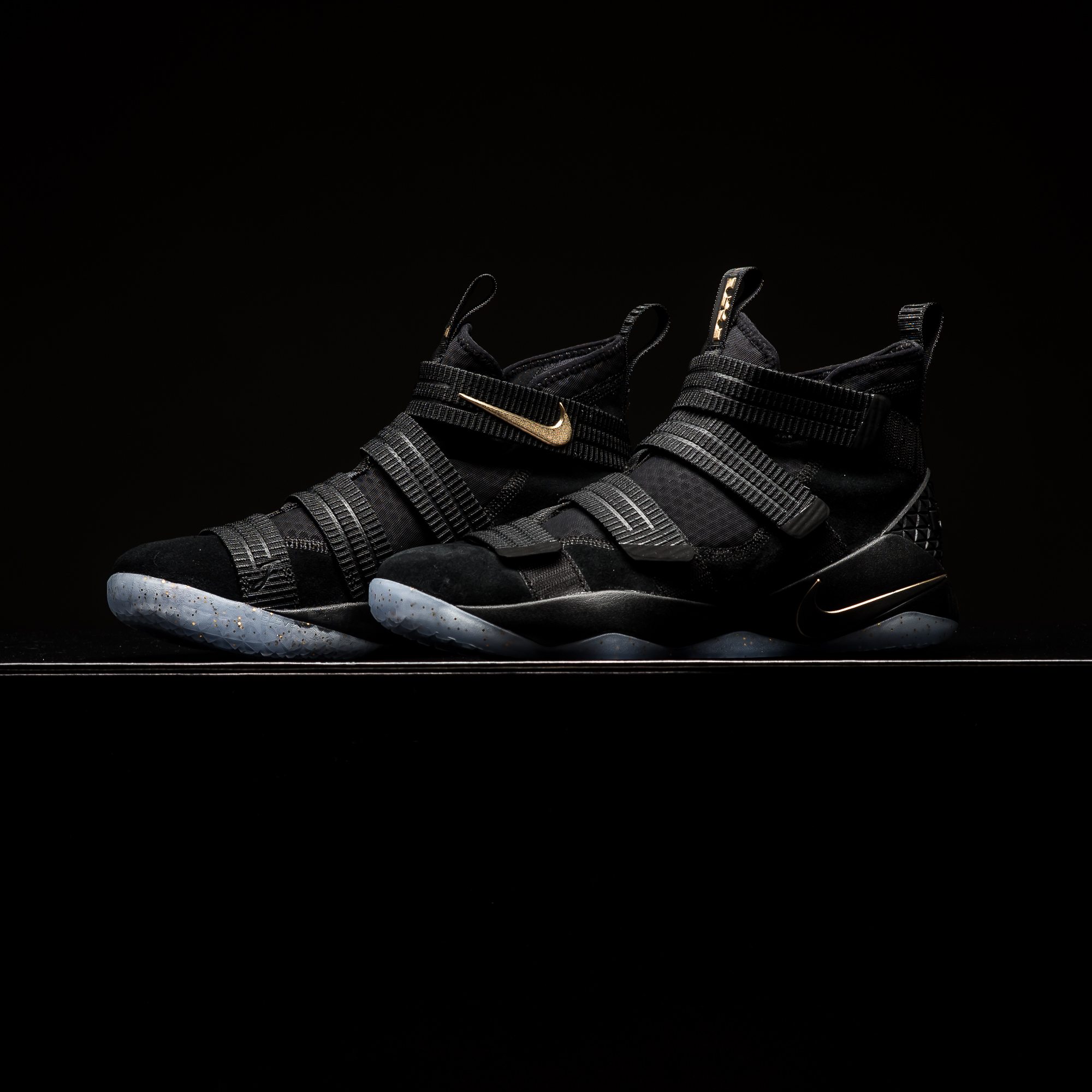 Nike LeBron Soldier 11 SFG Black/Metallic Gold