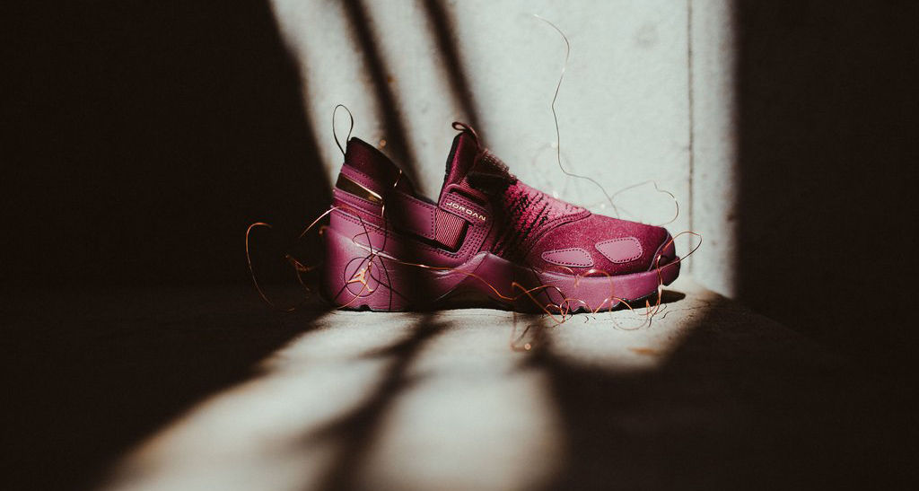 Jordan Trunner LX "Bordeaux"