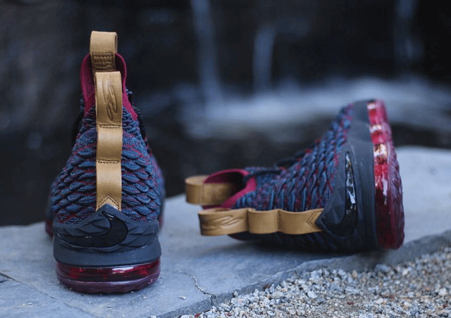 Nike LeBron 15 "Cavs"