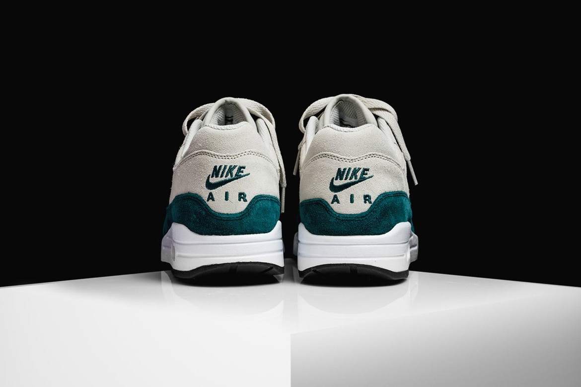 Nike Air Max 1 Jewel "Atomic Teal"