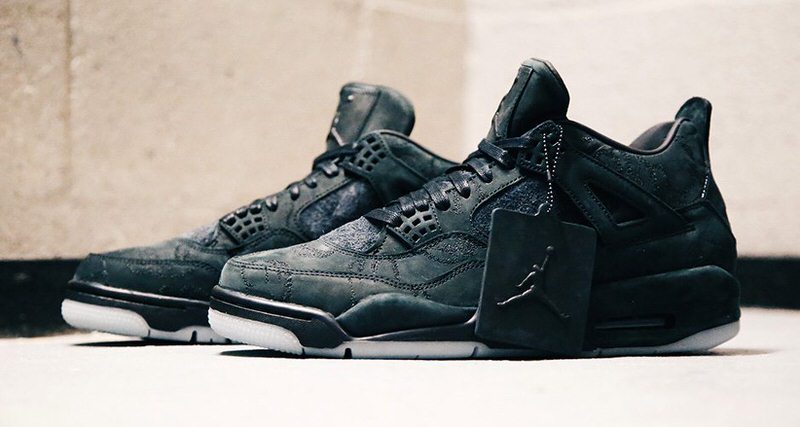 KAWS x Air Jordan 4 "Black"