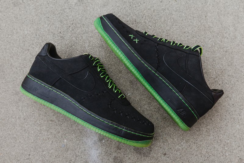 2007 Air Force 1 Low KAWS