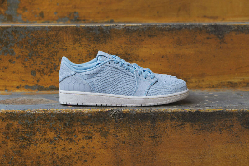 Air Jordan 1 Retro Low NS “Snakeskin” Ice Blue