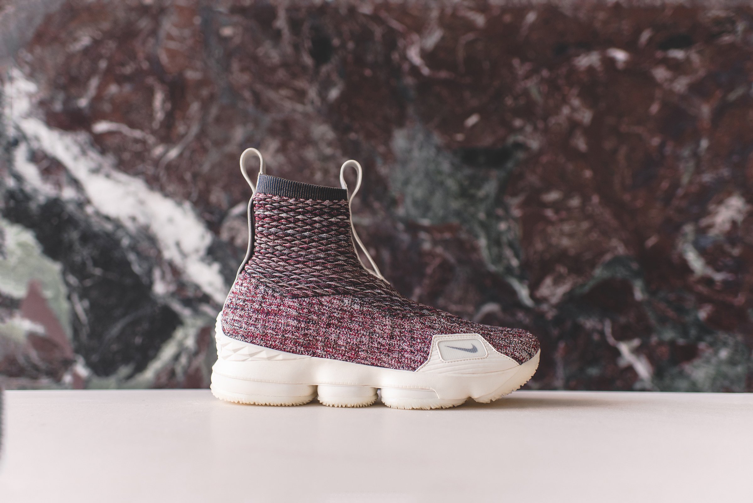 KITH x Nike LeBron Lifestyle 15