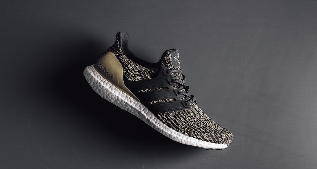 adidas Ultra Boost 4.0 Core Black/Raw Gold