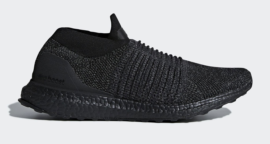 adidas Ultra Boost Laceless "Triple Black"