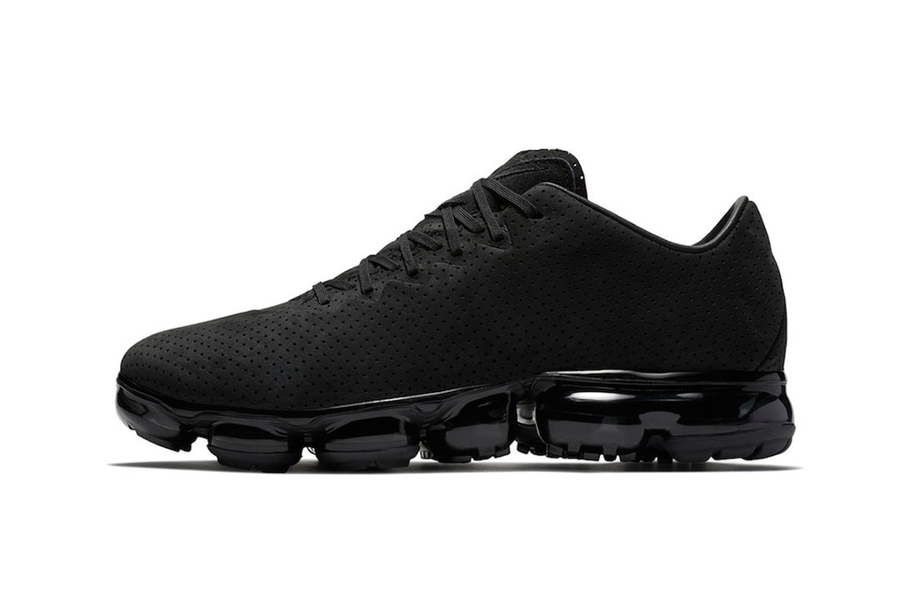 Nike Air VaporMax LTR "Triple Black"