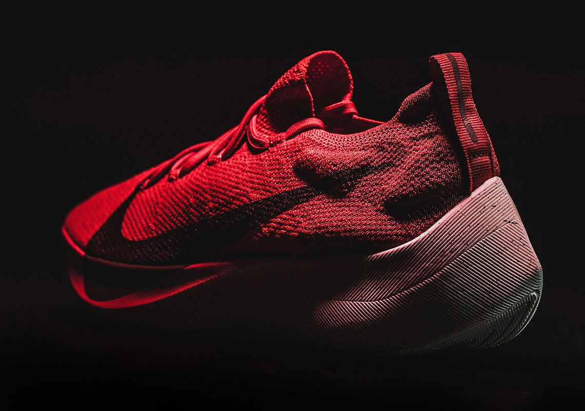 Nike Zoom Vapor Street Flyknit "University Red"