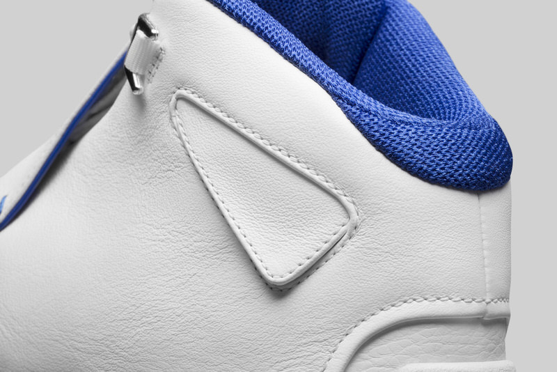 Air Jordan 18 "Hyper Royal"