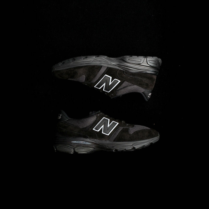 New Balance 770-9 "Triple Black"