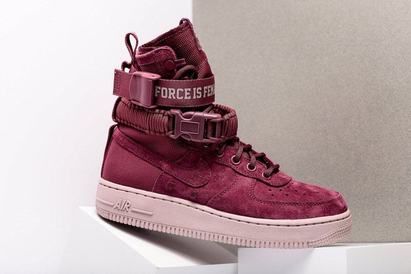 Nike SF-AF1 "Force is Female"