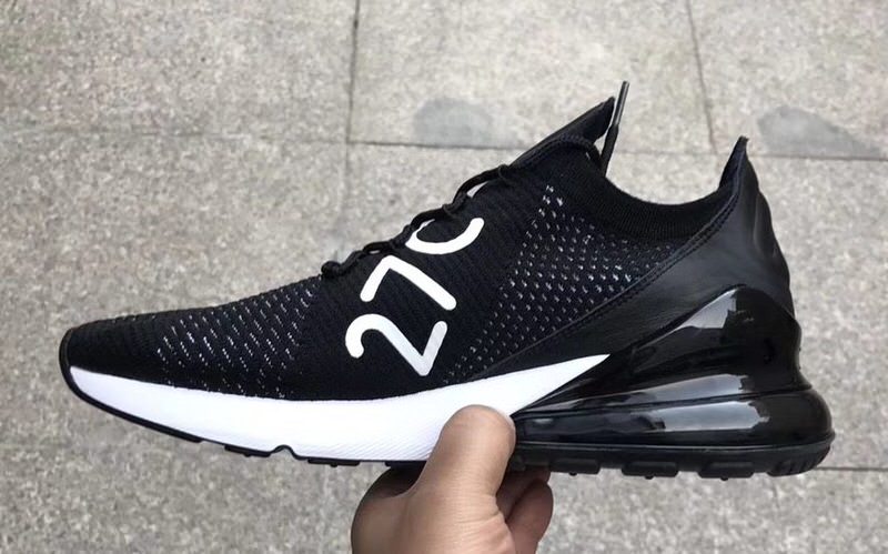 Nike Air Max 270 Flyknit Black/White