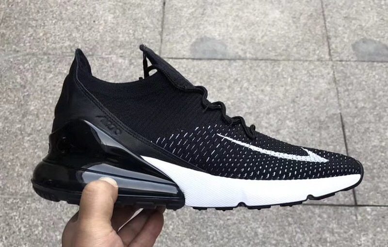 Nike Air Max 270 Flyknit Black/White